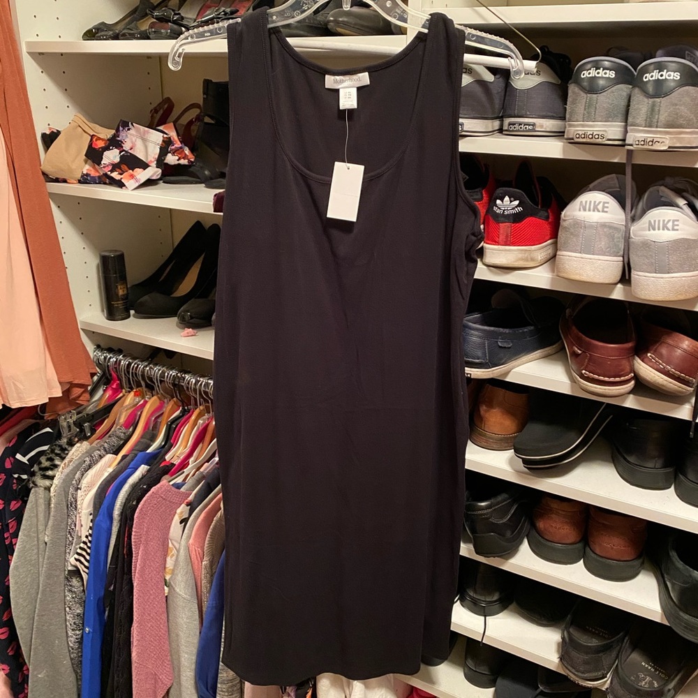 Motherhood maternity black dress
